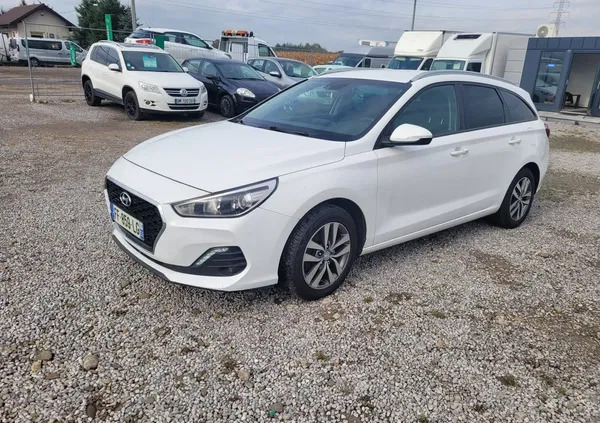 małopolskie Hyundai I30 cena 44000 przebieg: 196000, rok produkcji 2019 z Nowe Skalmierzyce